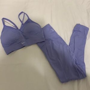 Nike Yoga Set